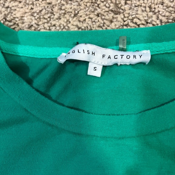 English factory green ruffle sleeve T-shirt - Picture 3 of 3